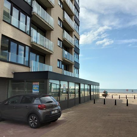 Koksijde Zeedijk La Digue 102 Appartement Met Garage - Lateraal Zeezicht المظهر الخارجي الصورة